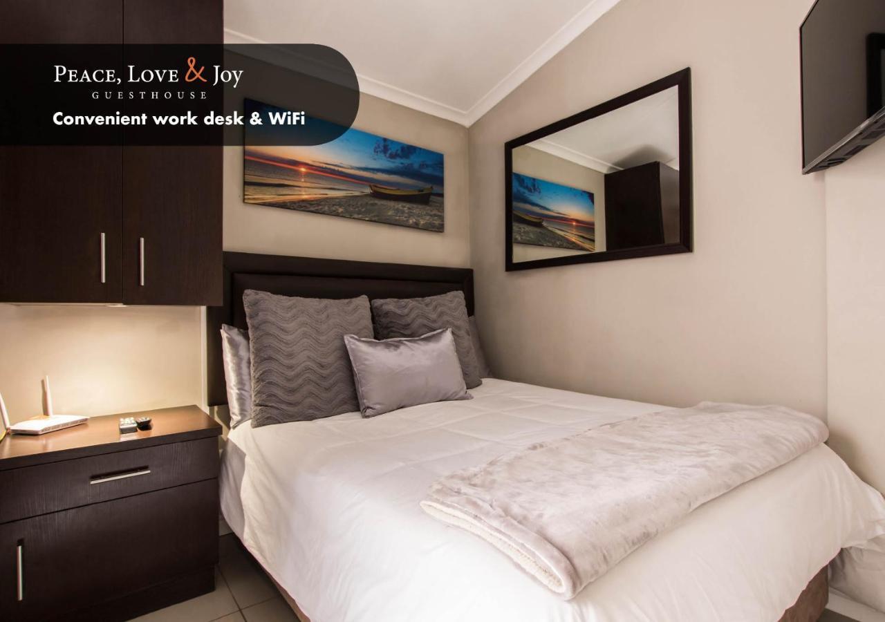 Peace Love And Joy Self Catering Units Puerto Elizabeth Exterior foto